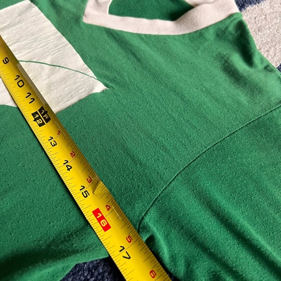 7-Eleven 7-11 GREEN Junior Olympic Softball V Neck Jersey Size S VINTAGE RARE - Picture 8 of 11